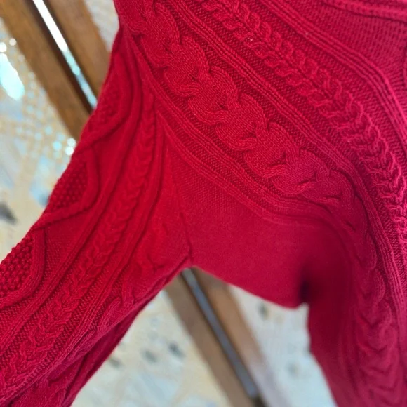 Vintage Eddie Bauer Red Chunky Knit Women's Sweater - Picture 4 of 13